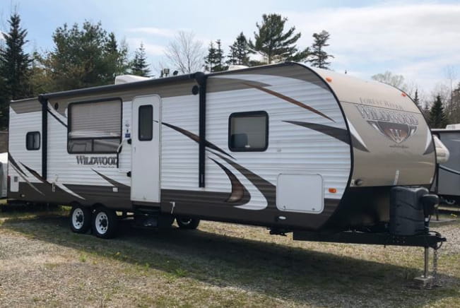 Outdoor RV and boat storage